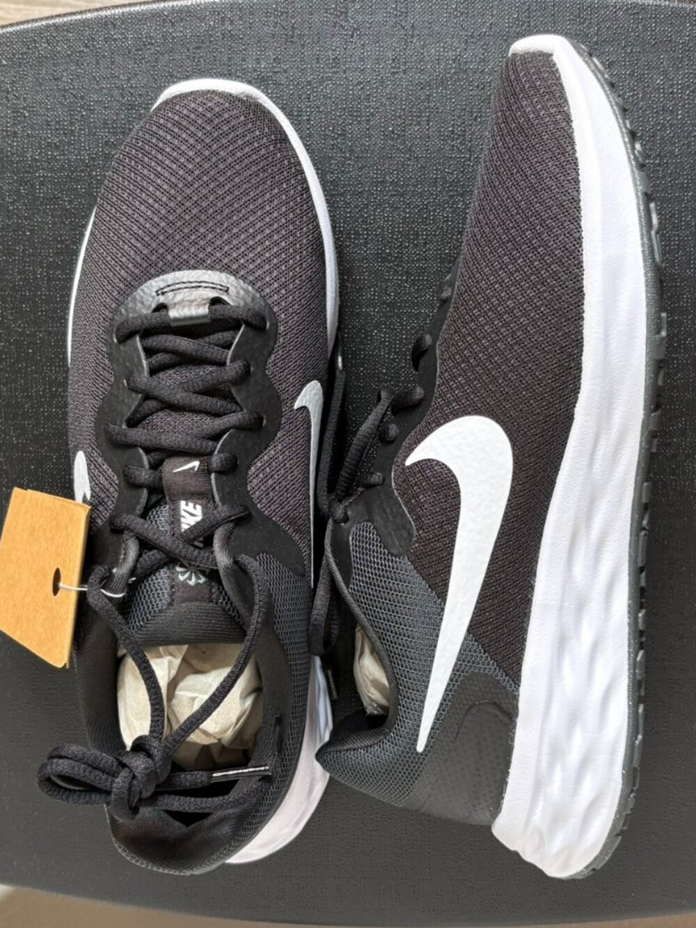 Nike Revolution 6 NN DC3729003 Size 11.5 Women’s Sneakers Black/White Smoke Grey - Picture 4 of 5